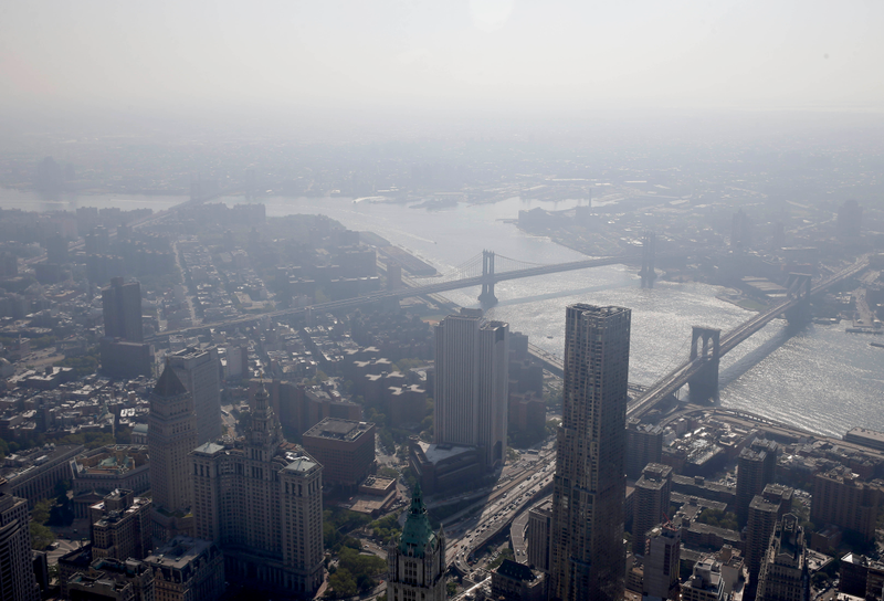 Illustration for article titled What You Can See From the Tallest Observation Decks On Earth